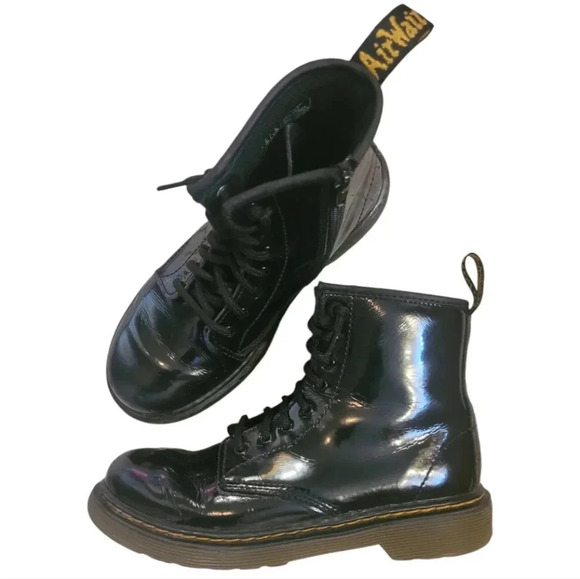 DR. MARTENS 1460 AirWair black patent leather 8 eye lace-up zipper boots Size 3 - Picture 2 of 12